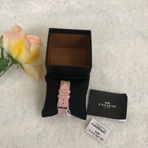 Authentic NWT Coach Perry Watch - Picture 6 of 8